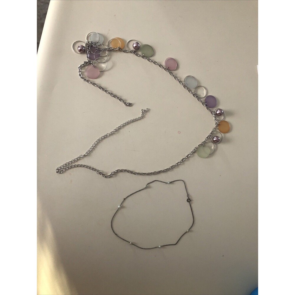 Lot of 2 Silvertone Colorful Flat Rock Like missing clasp -‎ pearl mini necklace